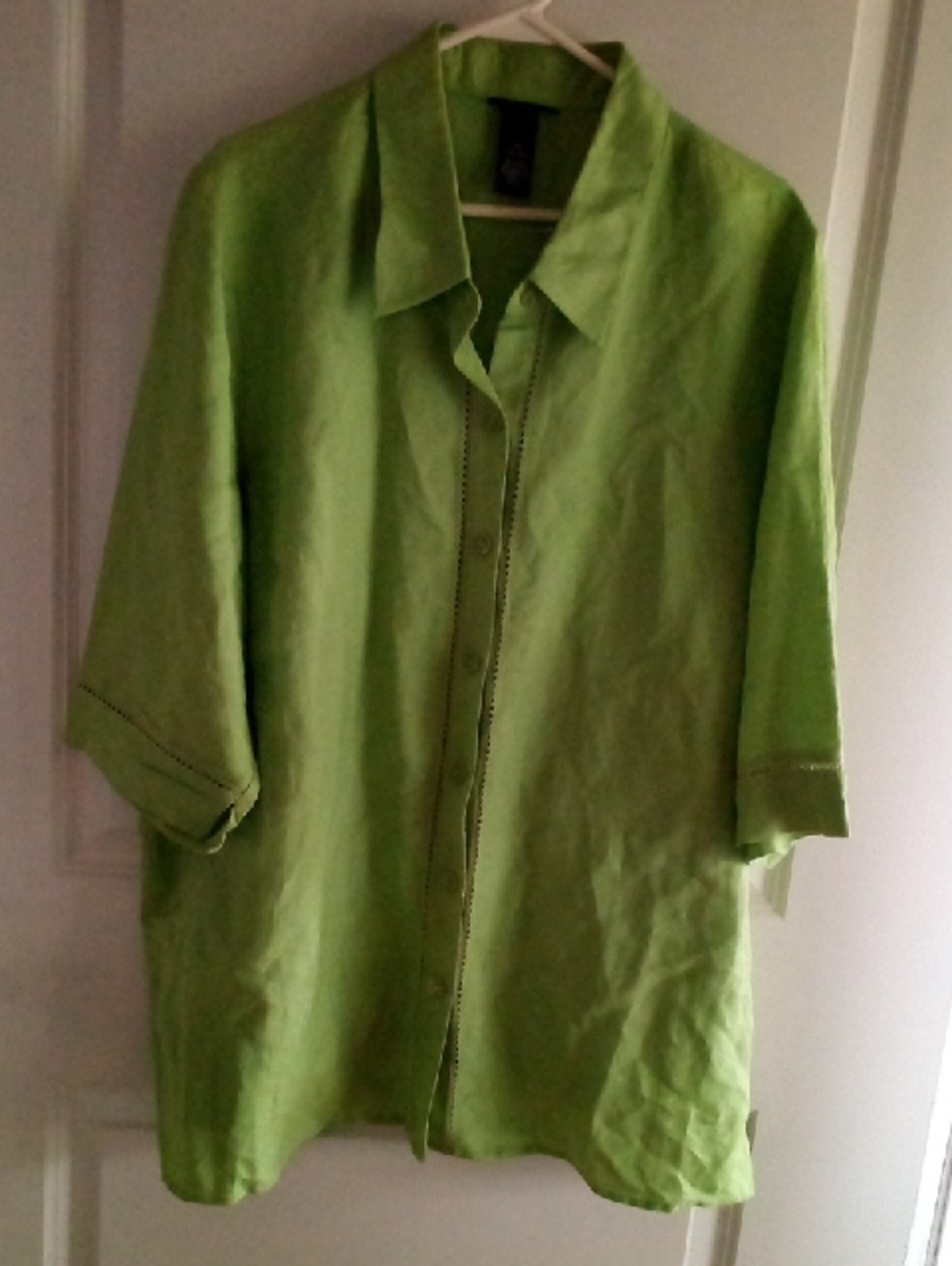 Maggie Barnes Light Green Button-Down Tunic Shirt